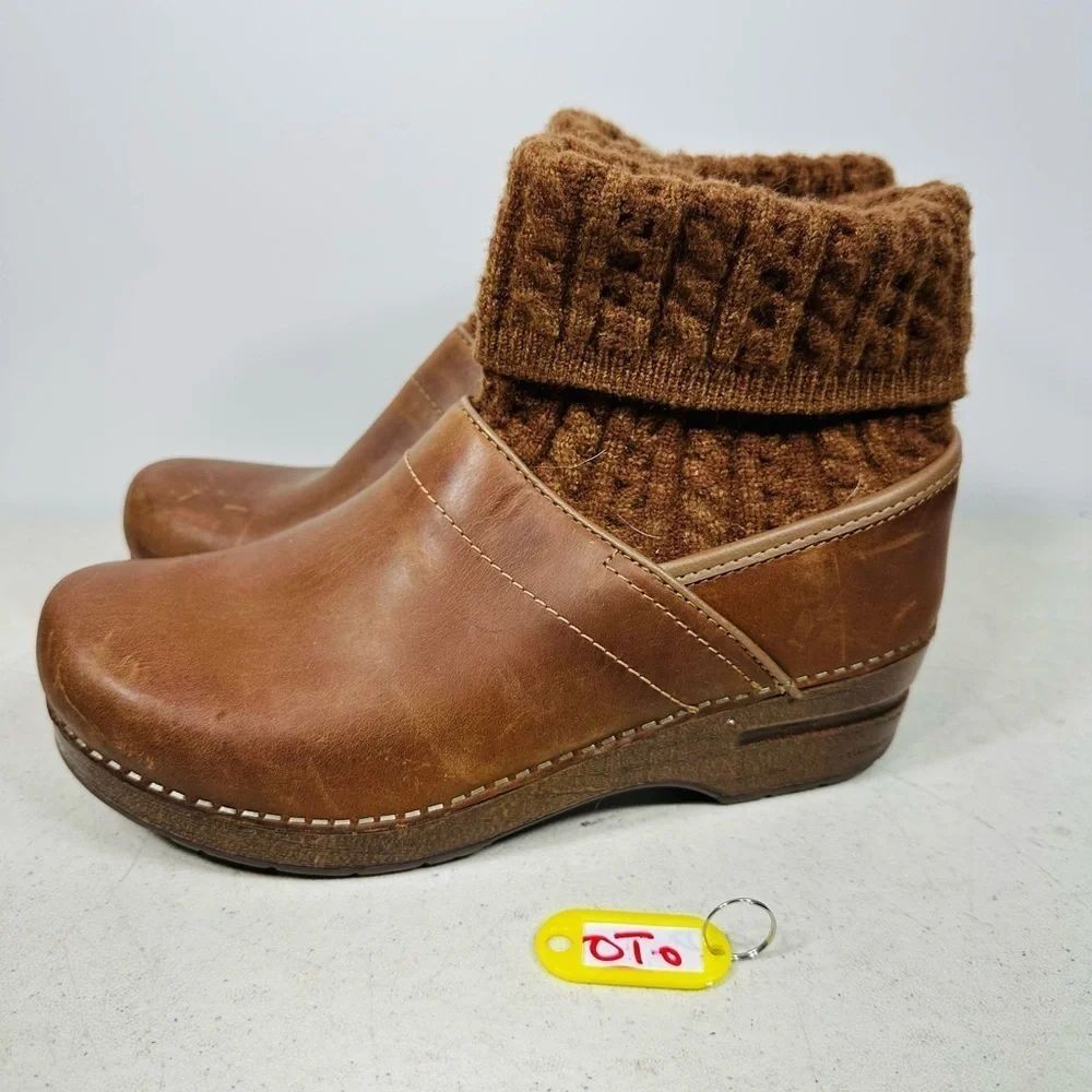 Brown Leather Clog Boots with Knit Cuff size 39-8 new